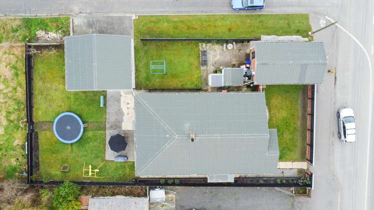 77 Main Road Fairfield_24