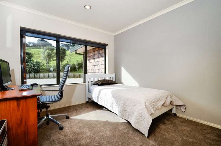 302 Muriwai Valley Road Muriwai_13