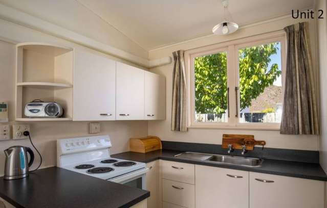 2/2 Walton Street Alexandra_1