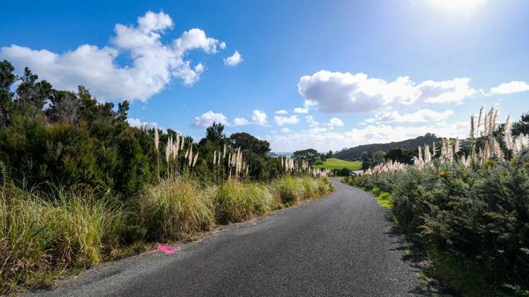 128 Stratford Drive Cable Bay_4