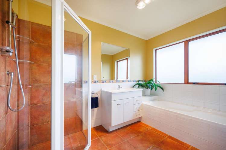 25 Schnell Drive Kelvin Grove_20