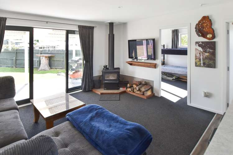 24 Maryburn Road Twizel_5