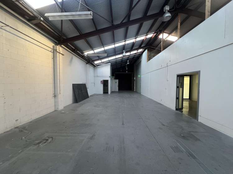 277 Mt Smart Road Onehunga_10