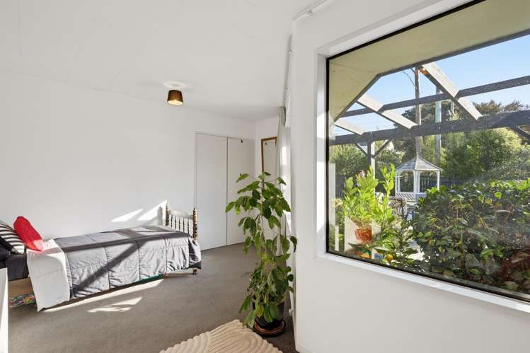 19 and 19a Ettrick Street Glenross_16
