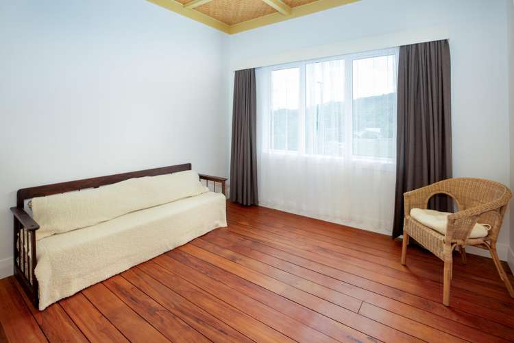 21 Ocean View Road Port Waikato_11