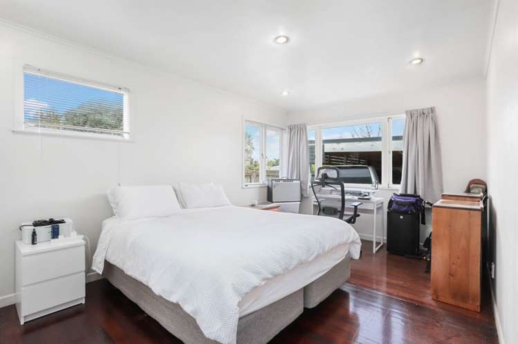 717 Te Atatu Road Te Atatu Peninsula_3