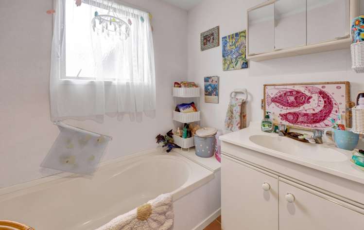 196 Mokau Road Urenui_13