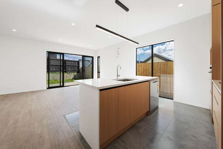 5 Kotiu Place Massey_4