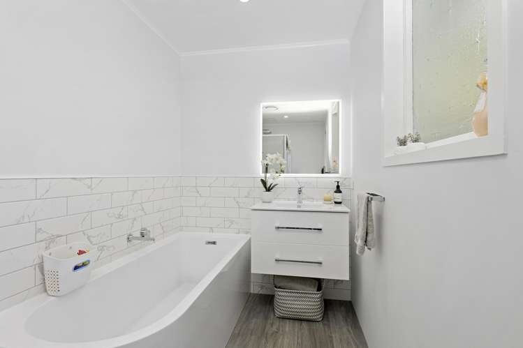 14 Matariki Grove Wainuiomata_17