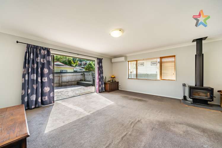2/32 Hair Street Wainuiomata_6
