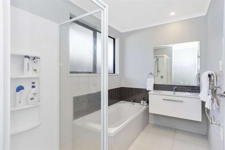 3 Askew Lane Pyes Pa_10