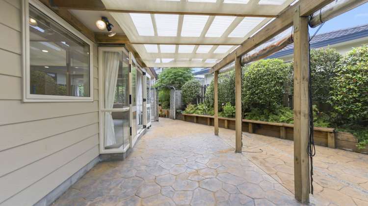 1/15 Mably Court Stanmore Bay_8