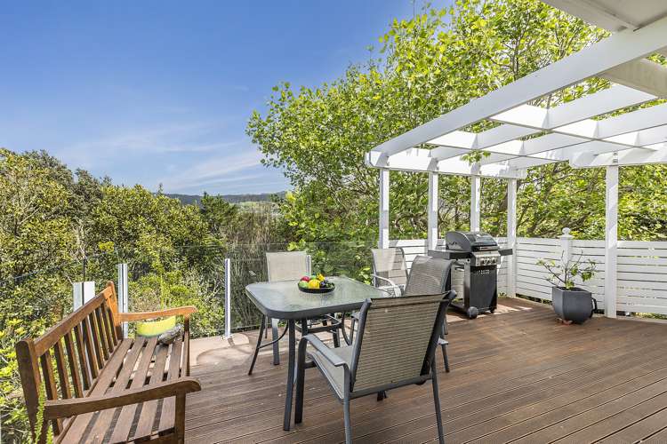 28 Bartlett Grove Tawa_14