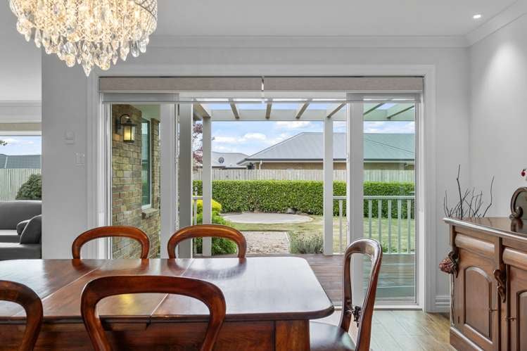 10 Dundee Close Darfield_11