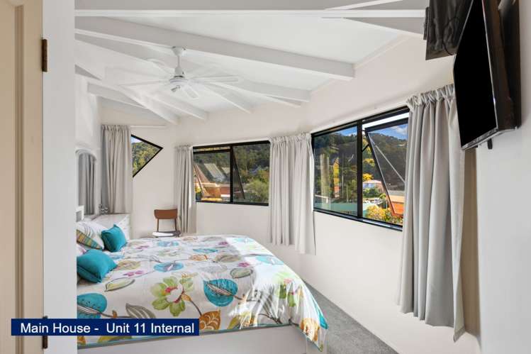 Units 6,10 and 11 at 32-34a School Road Paihia_9