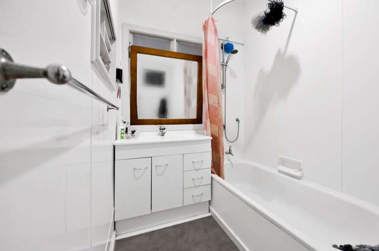 180 Tasman Street Opunake_12