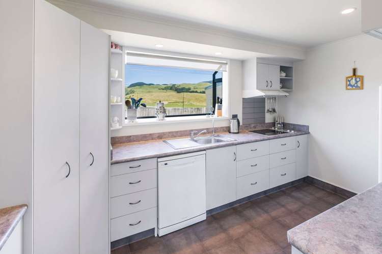 10 Walnut Place Owhata_4