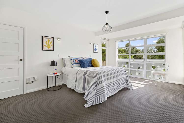 11 Beacon Hill Road Strathmore Park_10