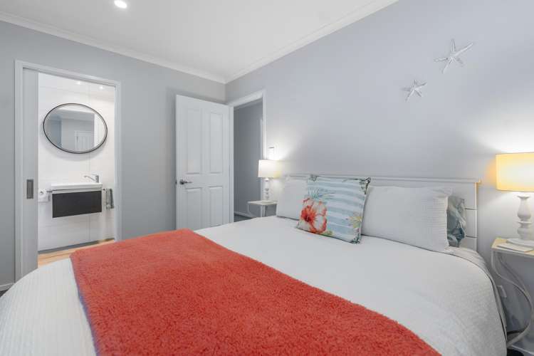 114 Coast Boulevard Papamoa_17