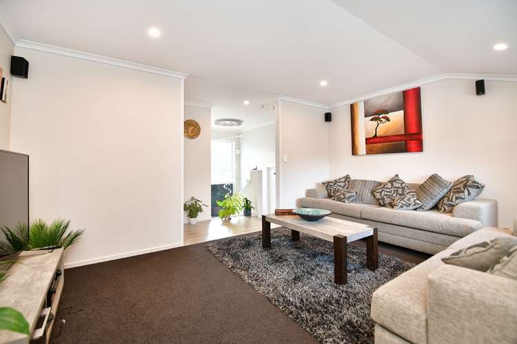 780 East Coast Road Oteha_5