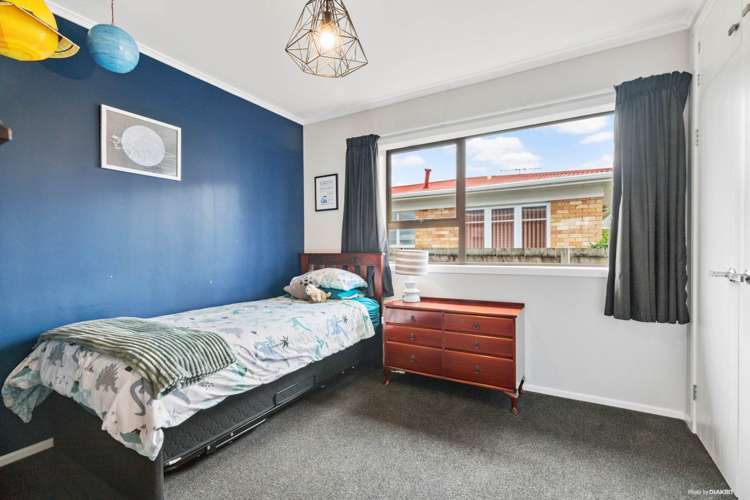 25 Lawrie Avenue Pukekohe_11