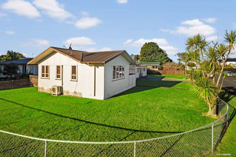 7 Montmere Avenue Te Atatu Peninsula_10
