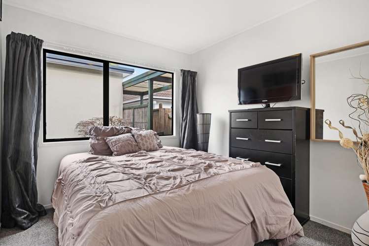 2/55 Aviemore Drive Highland Park_9
