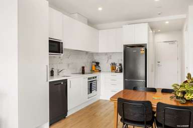 206/1C Oakley Avenue_2