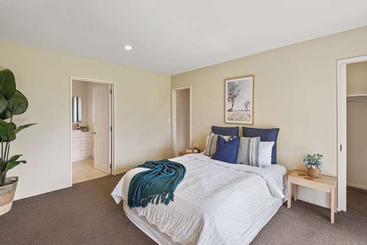 15 Harrys Way Redwood_12