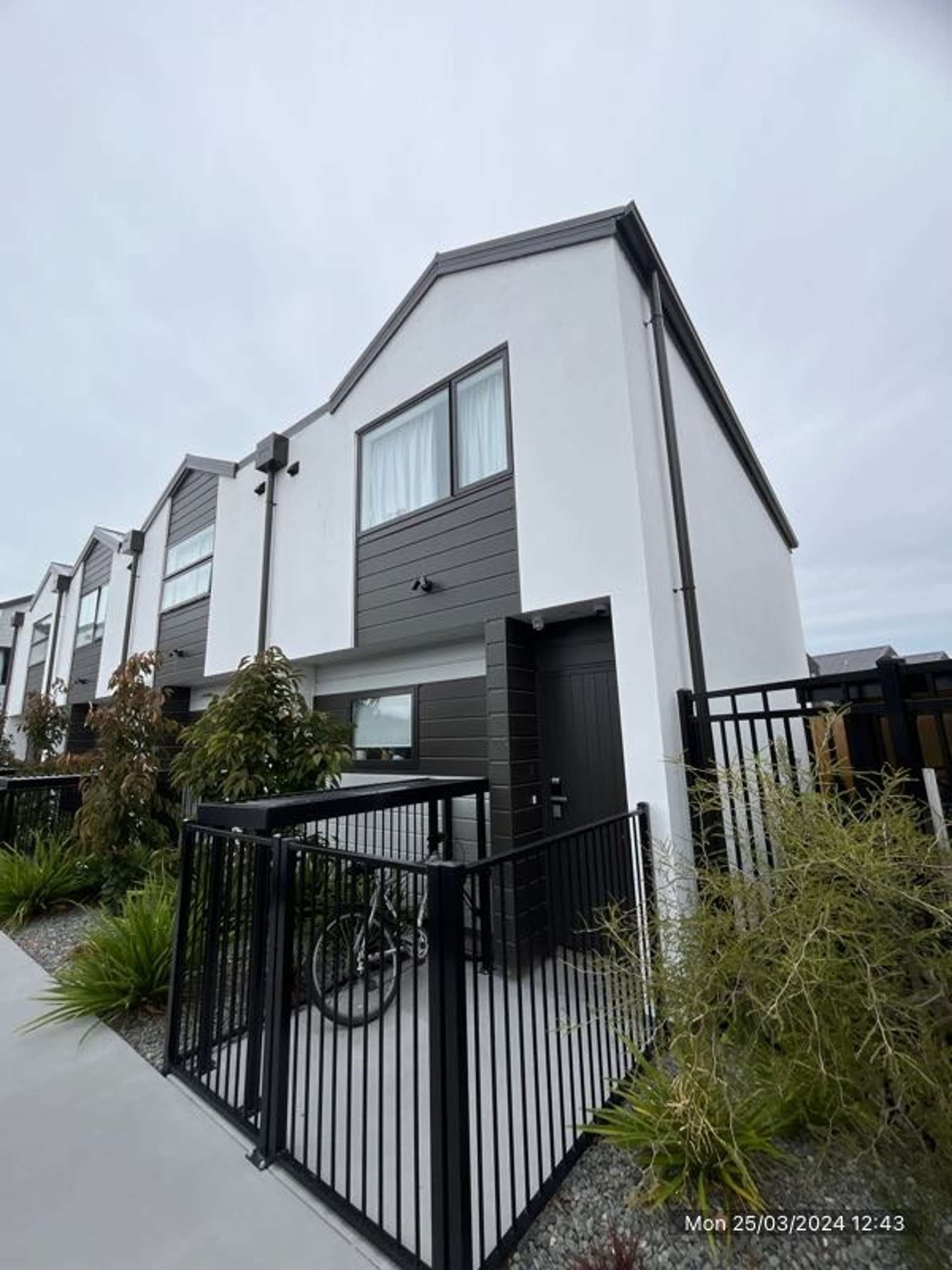 9/15 Bunyan Street 1572_0