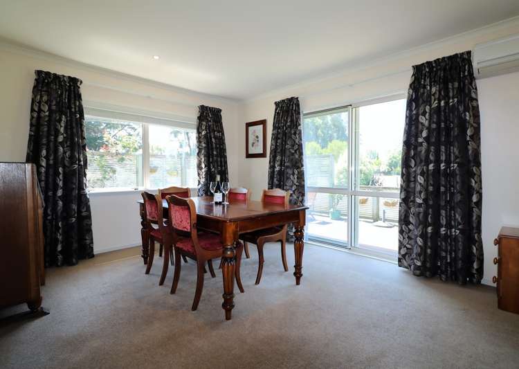 81 Lincoln Road Carterton_5