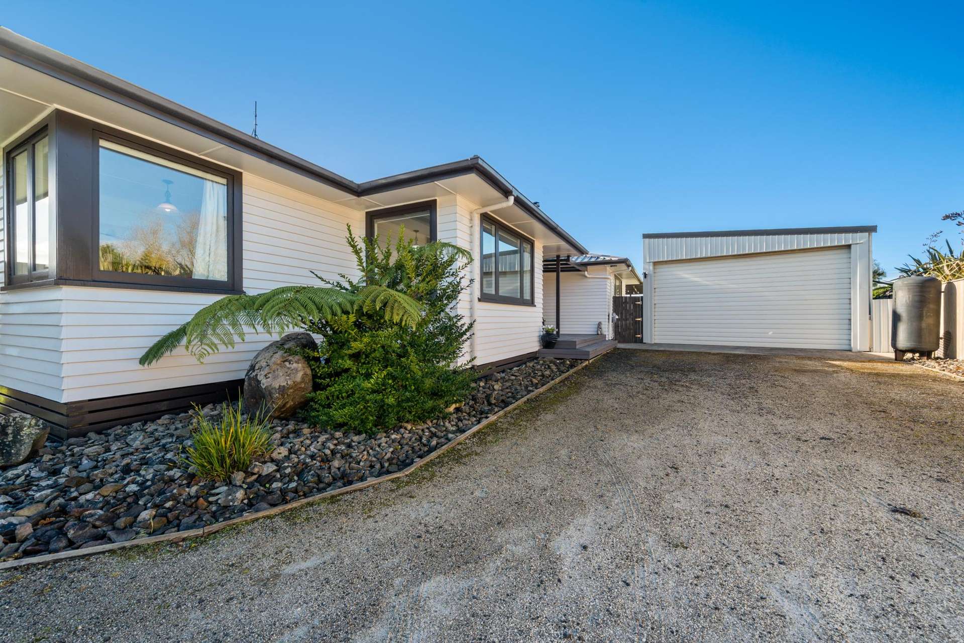 1057 Junction Road Egmont Village_0
