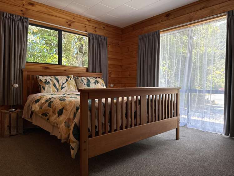 14 Kamahi Crescent Franz Josef_9