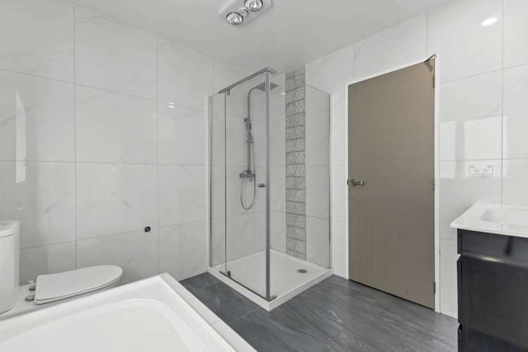 24 Dolbel Place Mangere East_9