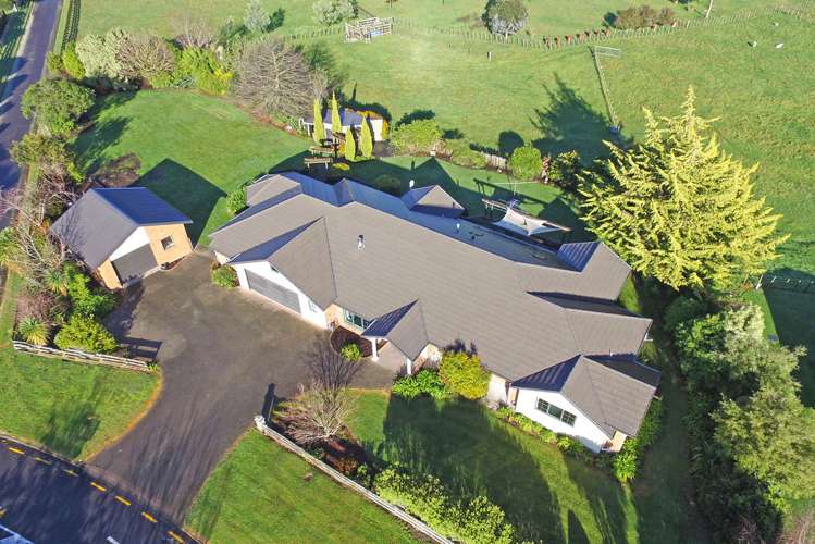 17 Malcolm Gillies Grove Totara Park_10