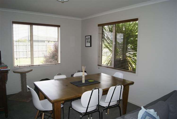 2 Avening Close Blenheim Central_6