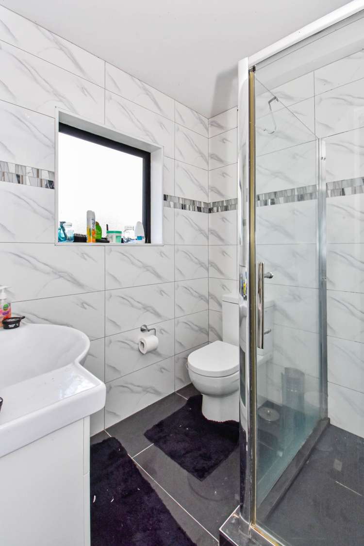 7 Clendon Place Manurewa_5