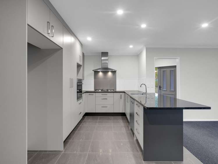 24 Hollinger Place Nawton_11