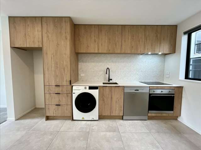 6/312 Worcester Street 1477_2