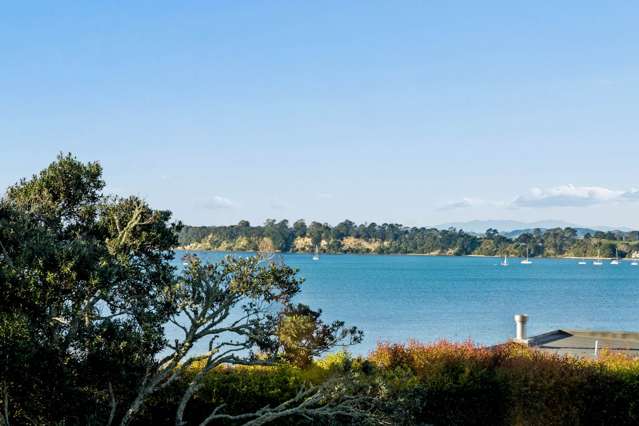 Sea Views, School Zones & Seriously Good