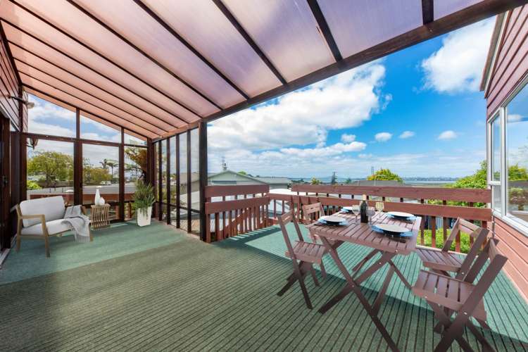 237 Te Atatu Road Te Atatu South_19