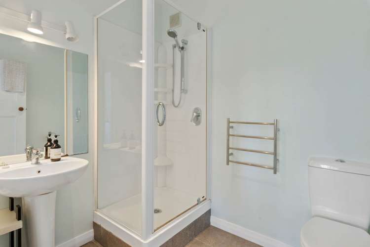 24 William Bond Street Stanley Point_22