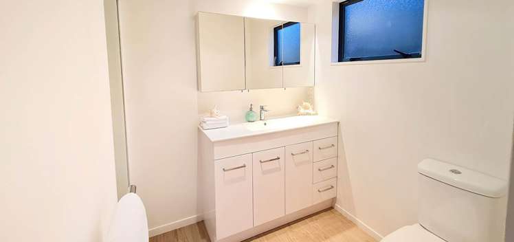 129a Hobsonville Road West Harbour_15