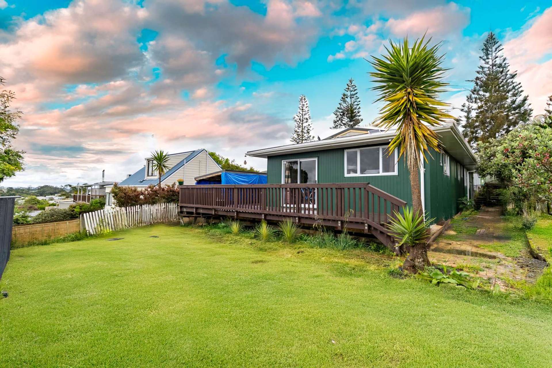 2/15 Seabar Place Glen Eden_0