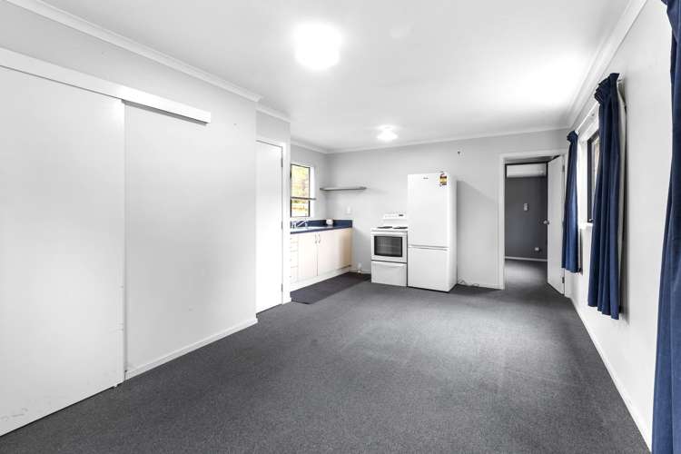 88 Great North Road Kamo_14