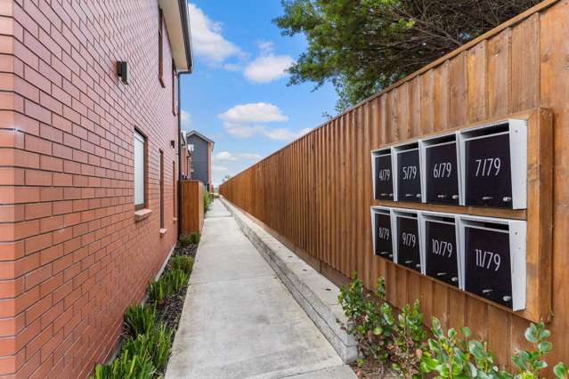 7/79 Taikata Road Te Atatu Peninsula_1