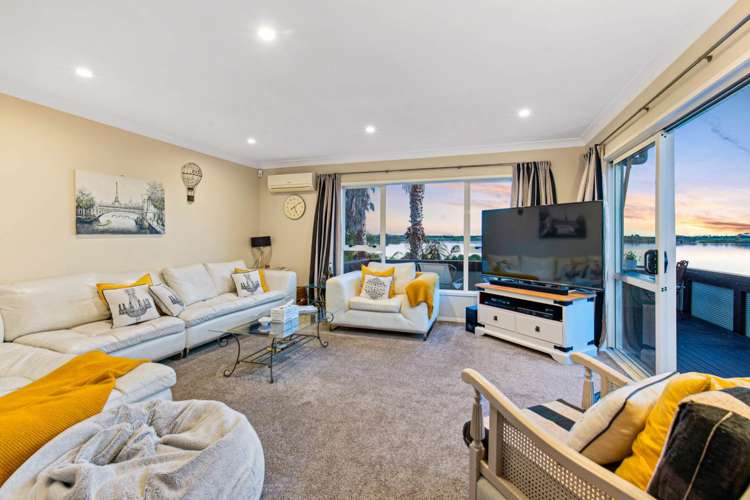 35 St Annes Crescent Wattle Downs_10