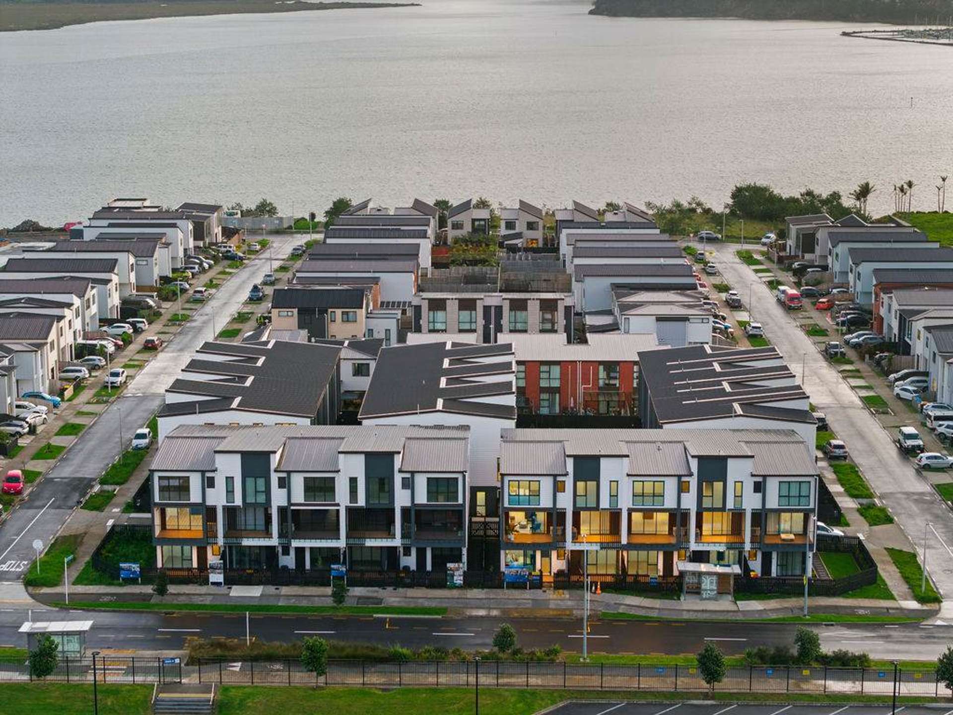 8/10 Scott Road Hobsonville_0