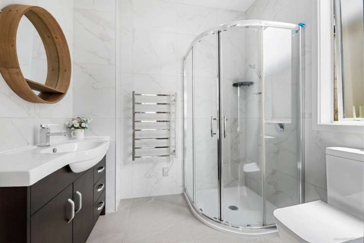 5 Ascension Crescent Orewa_12