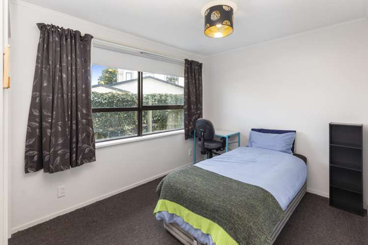 20 Millstream Drive Lincoln_16